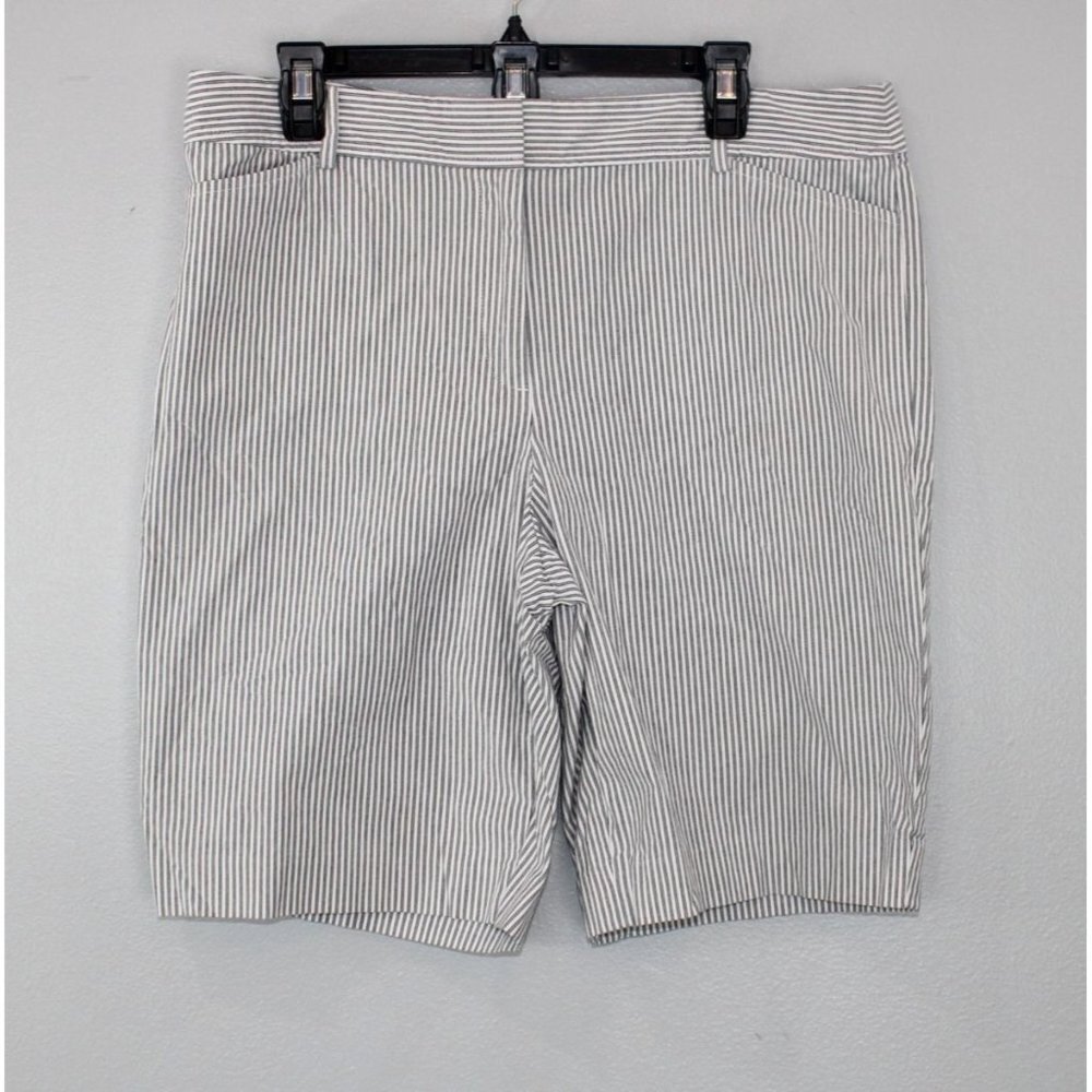 Talbot"s Shorts Women"s Size 14 Pinstripe Cotton Blend The Perfect Short Beach